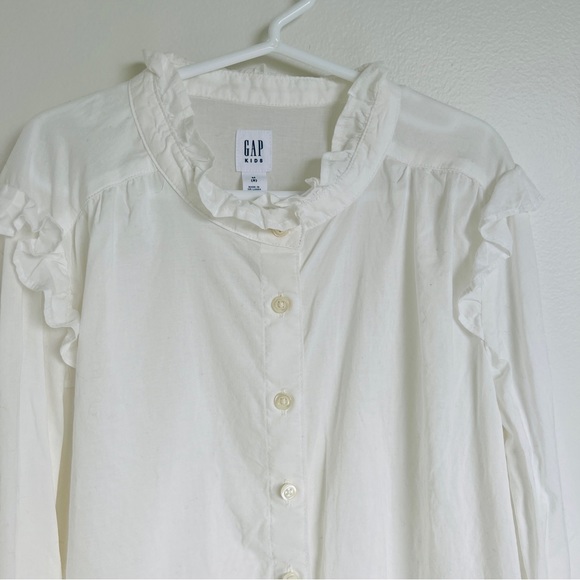 Gap Ruffled White Blouse. NEW! - Picture 2 of 5